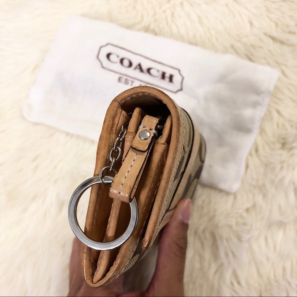 Coach Wallet - Picture 7 of 7